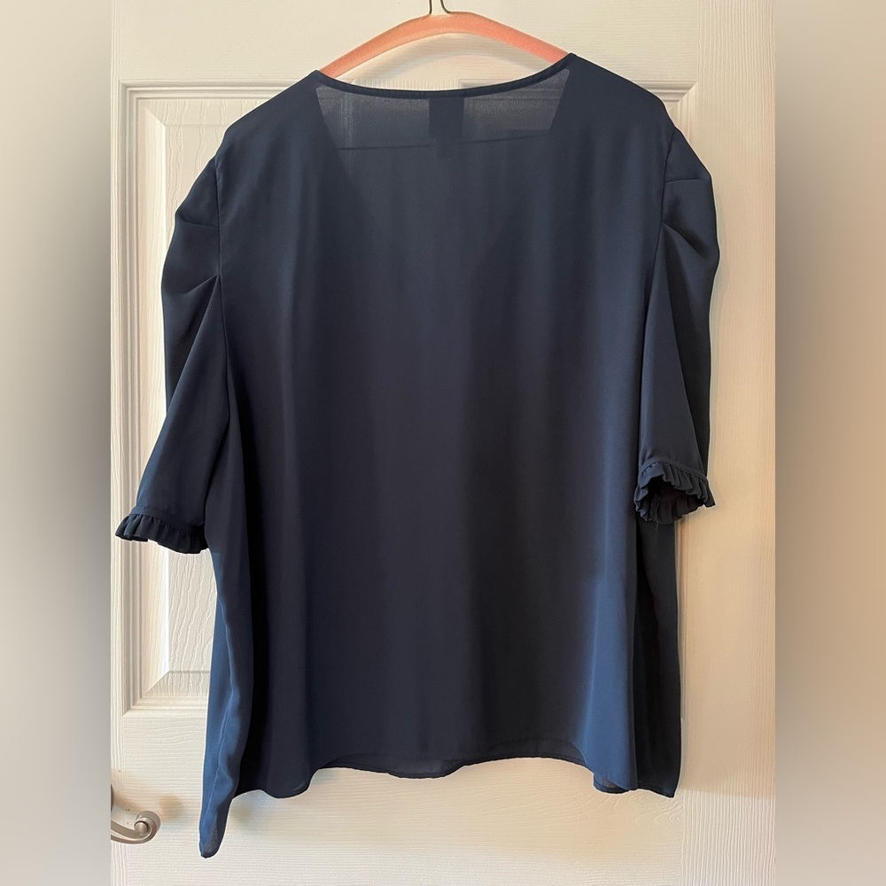 Worthington Navy V-Neck Blouse with Ruffle Detail XXL - Picture 2 of 3